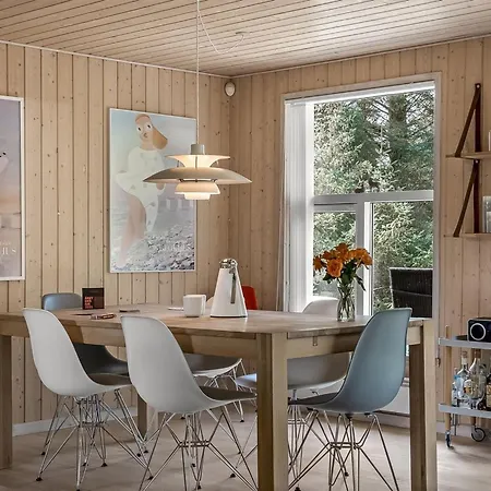 Ayen - 1-2km From The Sea By Interhome *